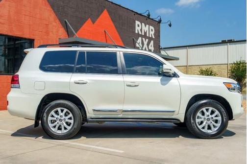 2021 Toyota Land Cruiser Base