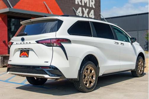 2025 Toyota Sienna XSE 7 Passenger