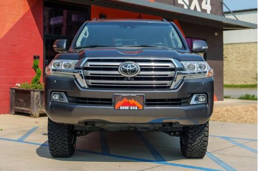 2020 Toyota Land Cruiser Base