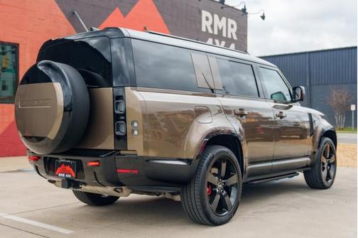 2025 Land Rover Defender 130 P400 X