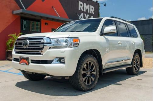 Blizzard Pearl 2019 Toyota Land Cruiser Base