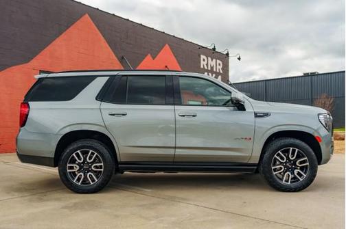 2024 GMC Yukon 4WD AT4
