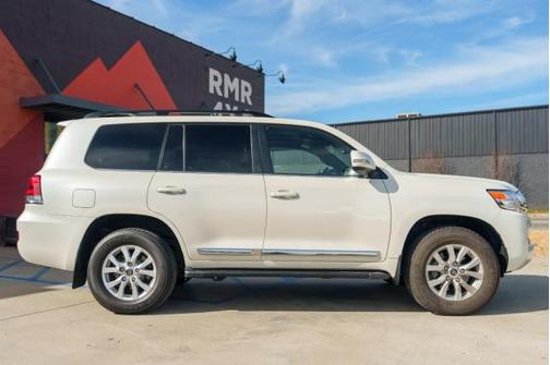 2021 Toyota Land Cruiser Base