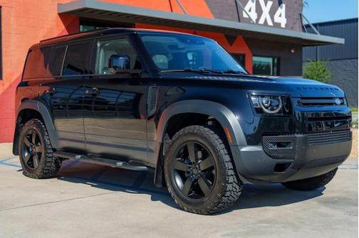 Santorini Black Metallic 2025 Land Rover Defender 110 P300