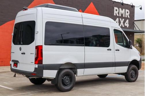 2024 Mercedes-Benz Sprinter 2500 Standard Roof