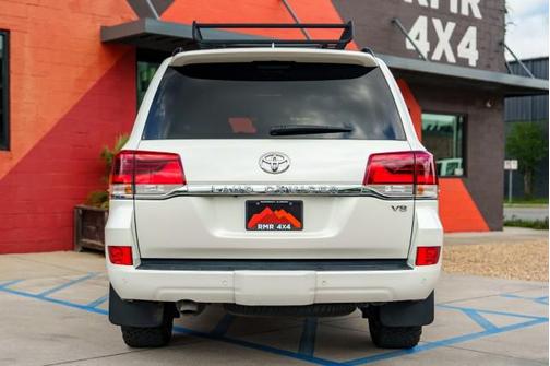 Blizzard Pearl 2021 Toyota Land Cruiser Base