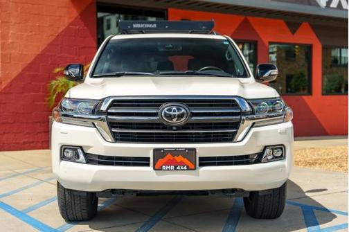 2020 Toyota Land Cruiser Base