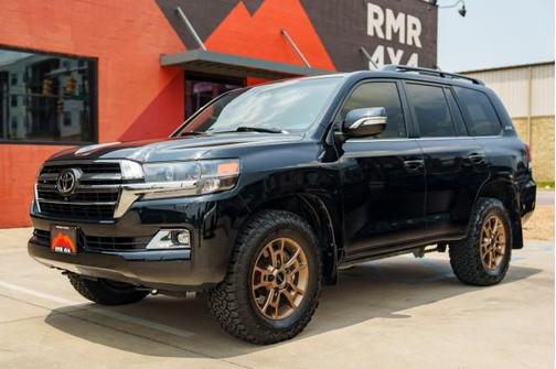 2021 Toyota Land Cruiser Base