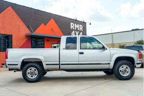 1997 GMC Sierra 2500 SL H/D Extended Cab