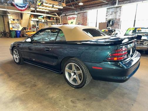 1995 Ford Mustang GT