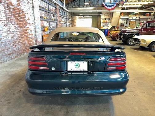 1995 Ford Mustang GT