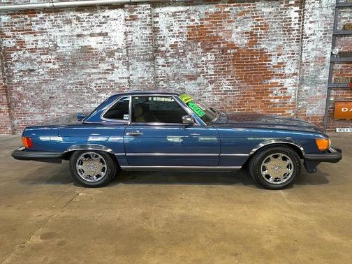 1986 Mercedes-Benz 560SL