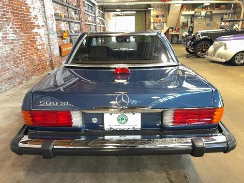 1986 Mercedes-Benz 560SL
