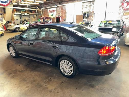 2015 Volkswagen Passat 1.8T S