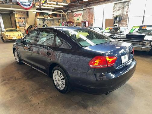 2015 Volkswagen Passat 1.8T S