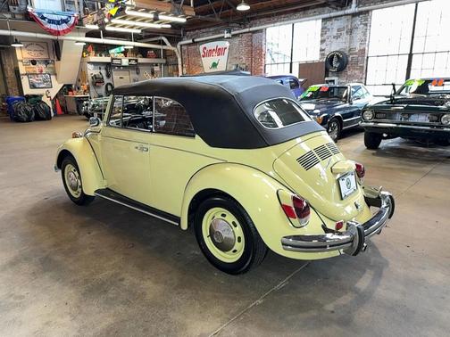 1970 Volkswagen Beetle (Pre-1980) Base