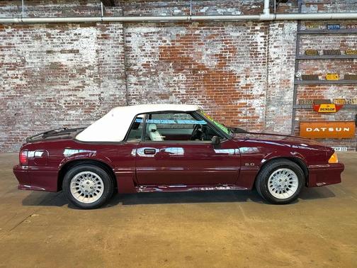 1990 Ford Mustang GT