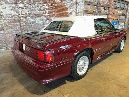 1990 Ford Mustang GT