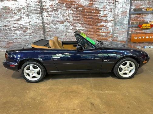 1996 Mazda MX-5 Miata M Edition