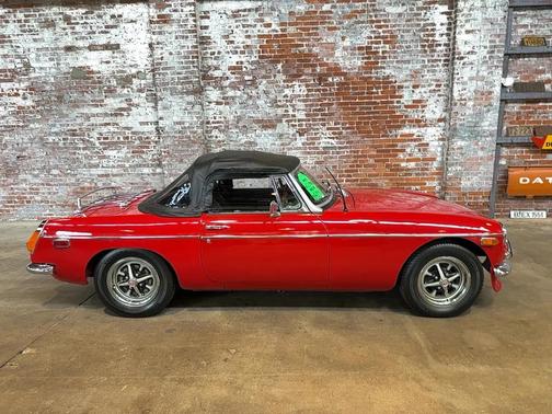 1974 MG MGB 