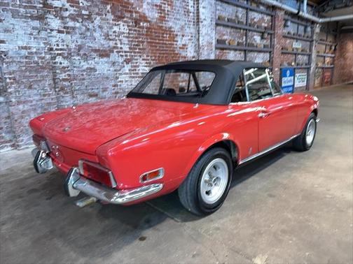 1970 FIAT Spider 2000 Base