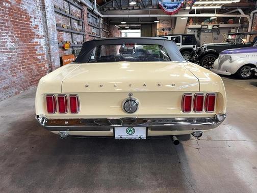 1969 Ford Mustang Base