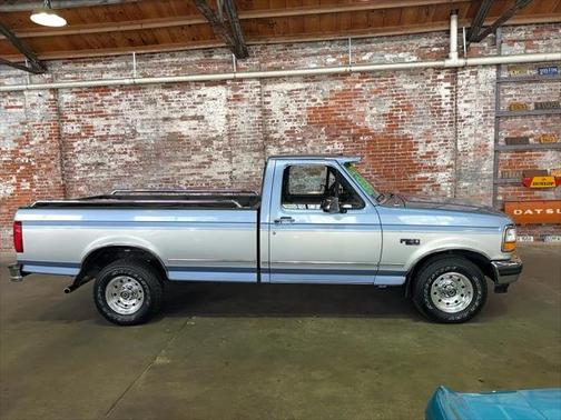 1996 Ford F-150 XLT