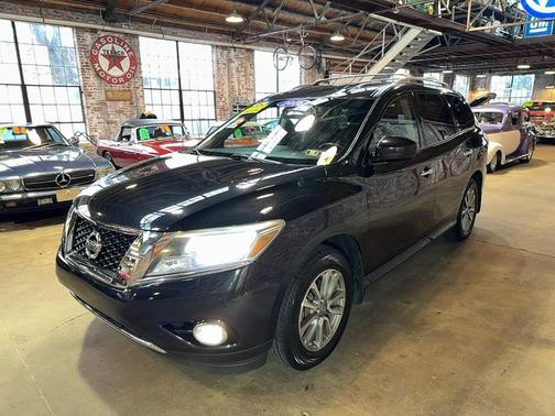 2016 Nissan Pathfinder SV