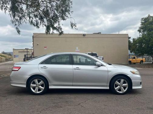 2010 Toyota Camry LE