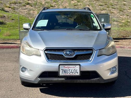 Ice Silver Metallic 2014 Subaru XV Crosstrek 2.0i Premium