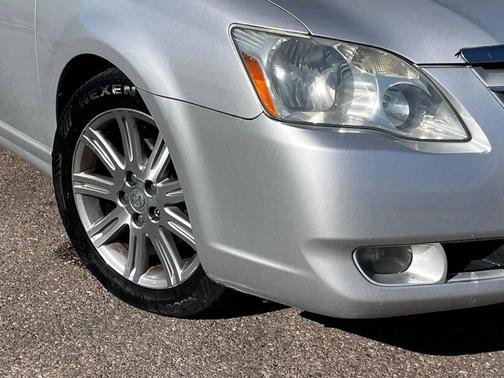 2006 Toyota Avalon XL