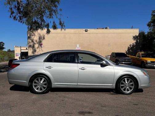 2006 Toyota Avalon XL