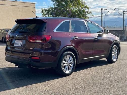 2020 Kia Sorento LX