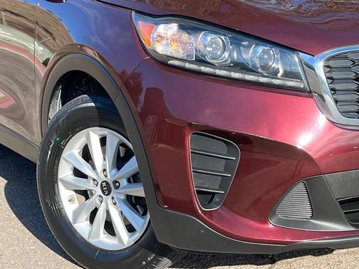 2020 Kia Sorento LX
