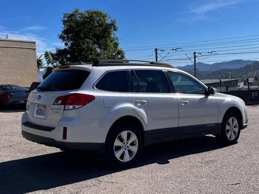 2012 Subaru Outback 3.6R Limited