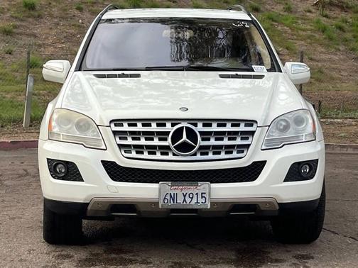 2010 Mercedes-Benz M-Class 4MATIC