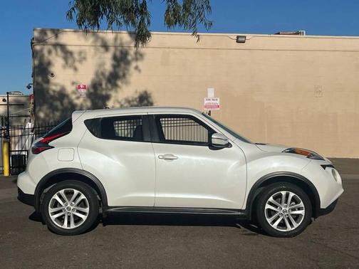 2015 Nissan Juke S