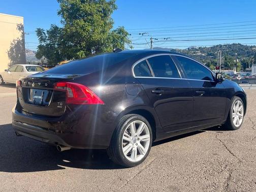 2011 Volvo S60 T6
