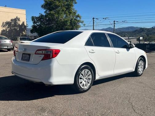 2012 Toyota Camry SE