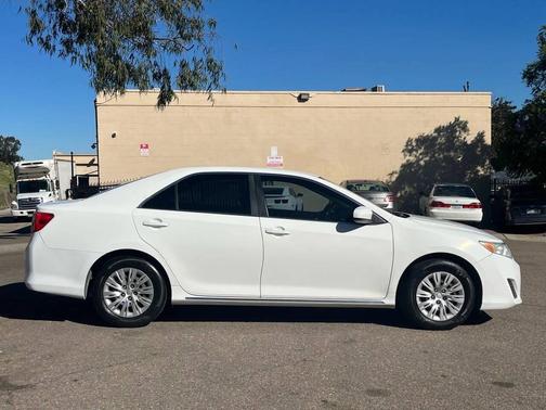 2012 Toyota Camry SE