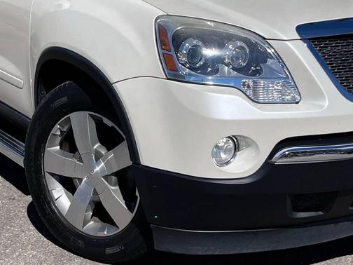 2011 GMC Acadia SLT-2