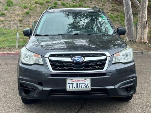2017 Subaru Forester 2.5i