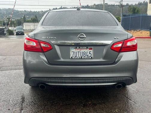 Gun Metallic 2016 Nissan Altima 2.5 SV
