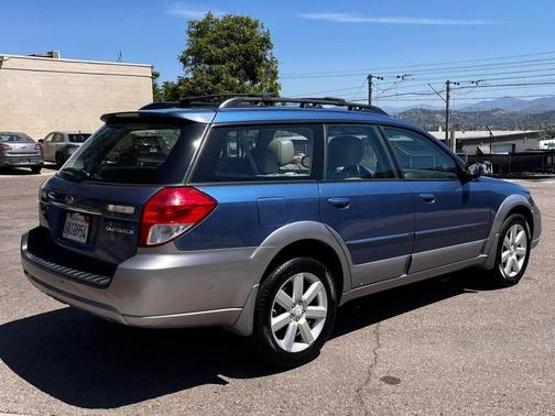 Blue 2008 Subaru Outback 2.5 i Limited