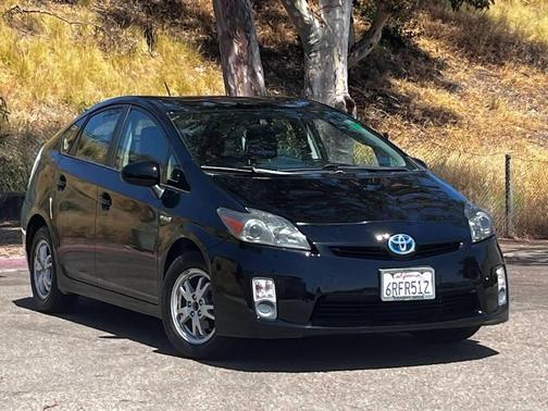 Black 2011 Toyota Prius II