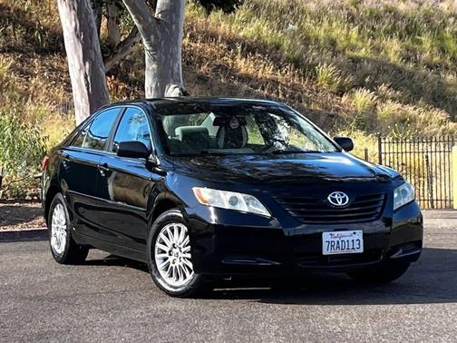 Black 2009 Toyota Camry LE