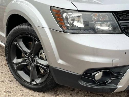 2018 Dodge Journey Crossroad