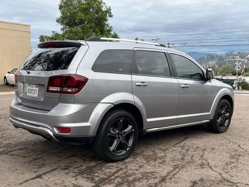 2018 Dodge Journey Crossroad