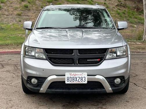2018 Dodge Journey Crossroad