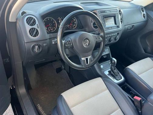 2016 Volkswagen Tiguan S